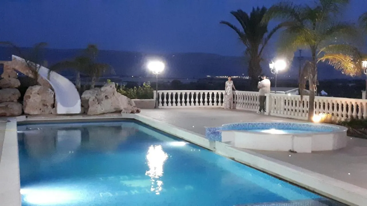Casa Vacanza Nel Giardino Delle Vigne location